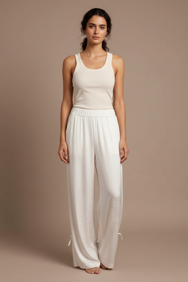 Pantalon Blanc Fluide Satiné Brodé Ample Élégant